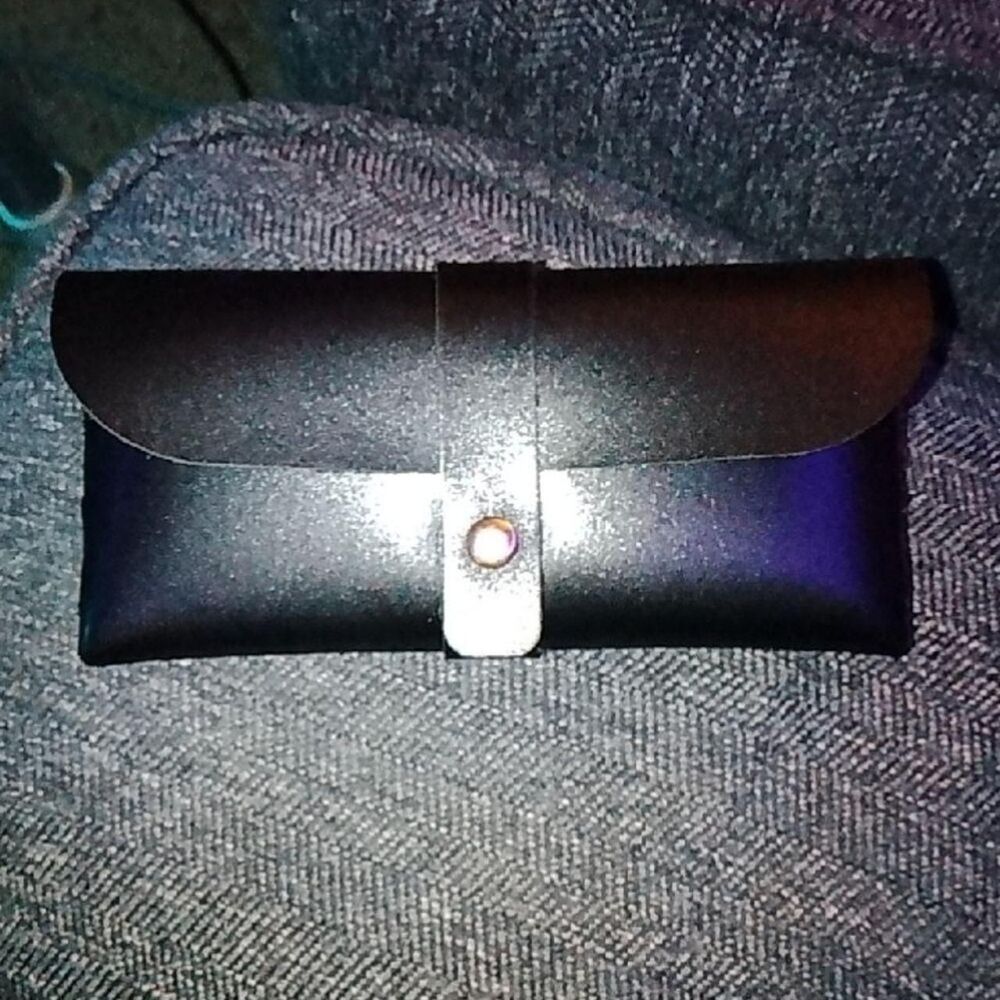 Unbranded Women's Orange and Purple Sunglasses - Picture 7 of 9